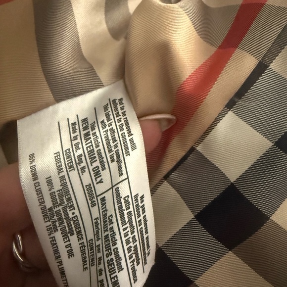 Burberry Women's Black Puffer Coat - Picture 9 of 15